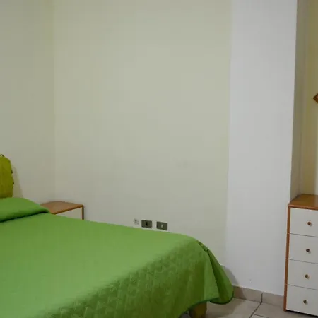 Comfortable In - 34 M² With Parking * Reggio di Calabria