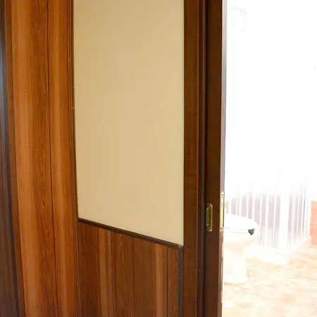 Comfortable In - 34 M² With Parking