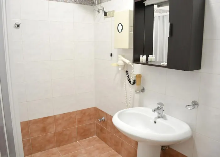 Comfortable In - 34 M² With Parking