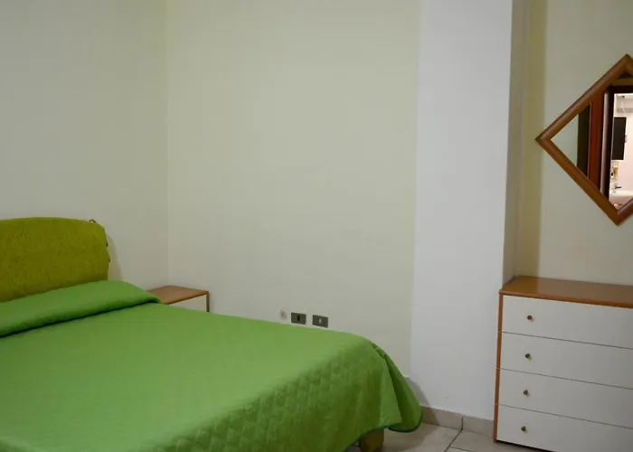 Comfortable In - 34 M² With Parking * Reggio di Calabria